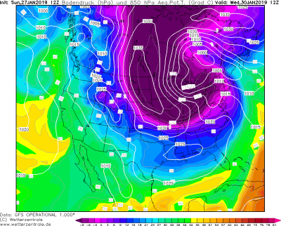 ThetaE v 850 hPa a tlak redukovany na hladinu more 72 hod dopredu